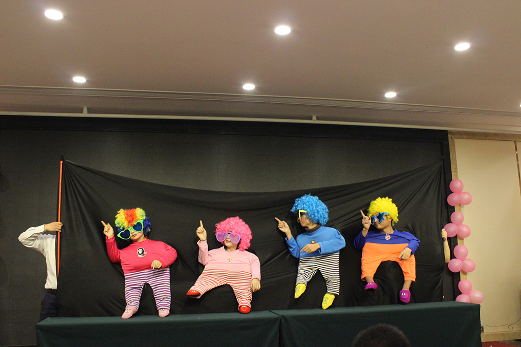 12創意舞蹈.JPG 12創意舞蹈.JPG